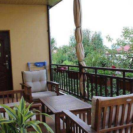 Tinikos Guest House เทลาวี ภายนอก รูปภาพ