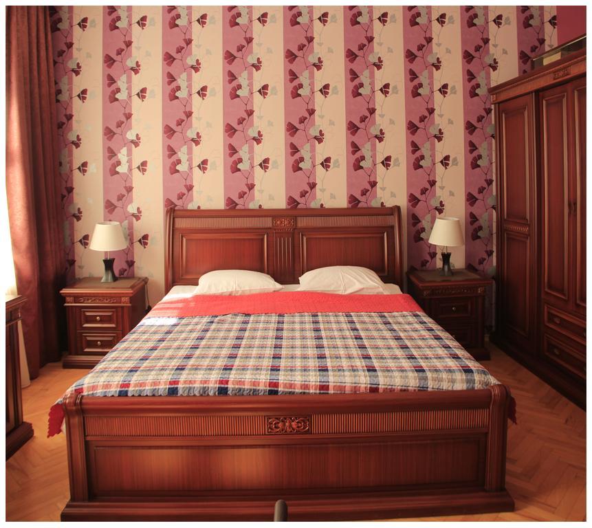Tinikos Guest House เทลาวี ภายนอก รูปภาพ