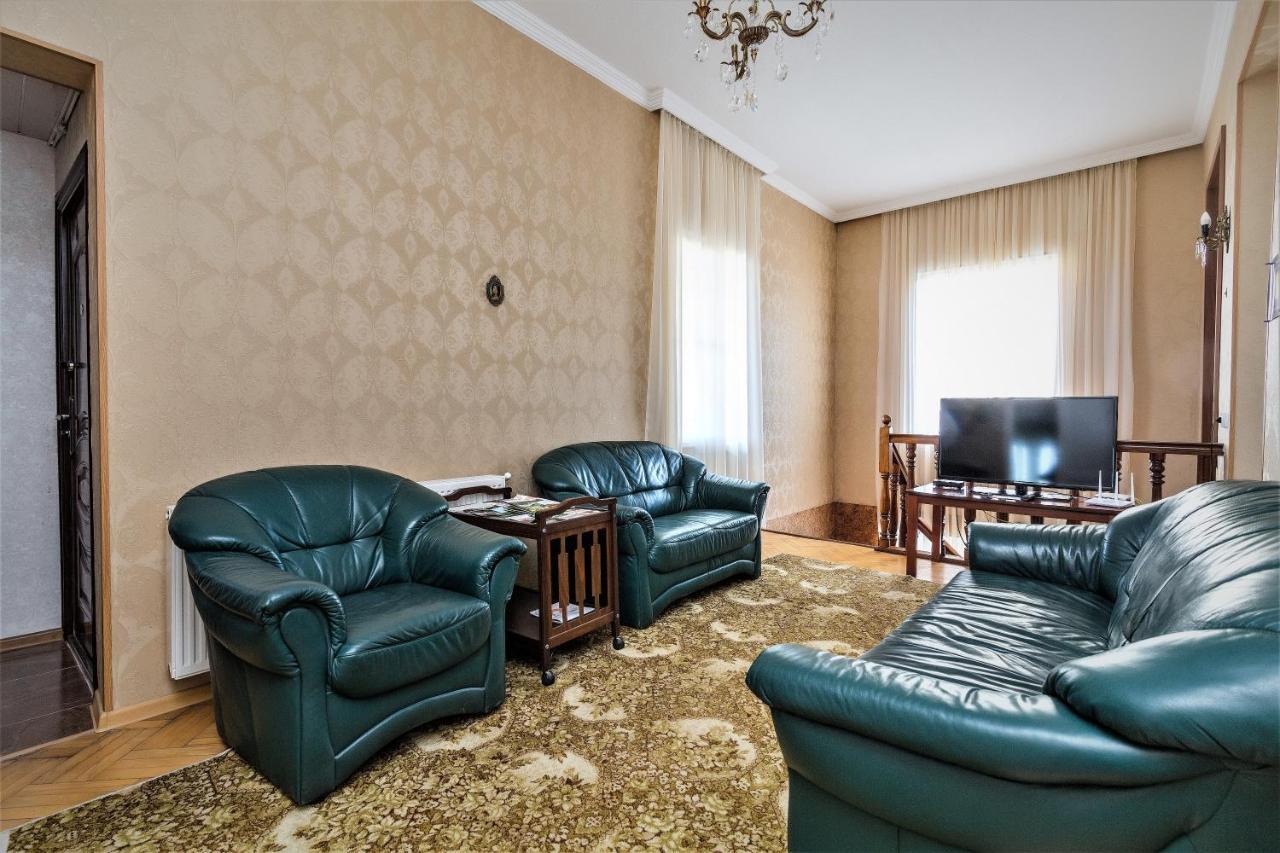 Tinikos Guest House เทลาวี ภายนอก รูปภาพ